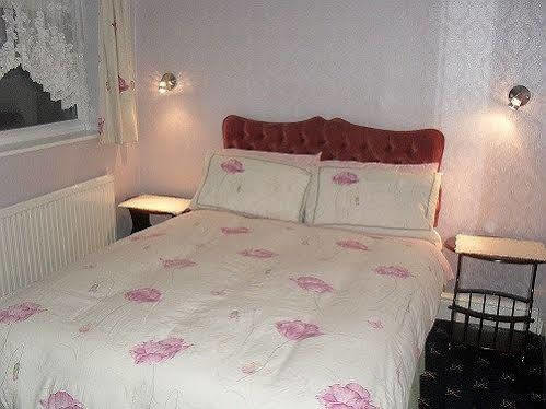 Balmoral Guest House Blackpool Luaran gambar